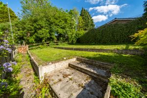 Photo 13- click for photo gallery